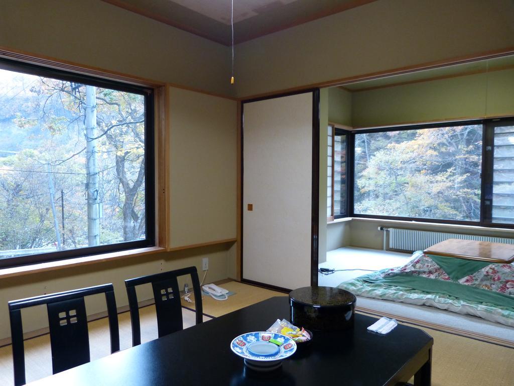 Hamaya Ryokan Nakanojo Extérieur photo