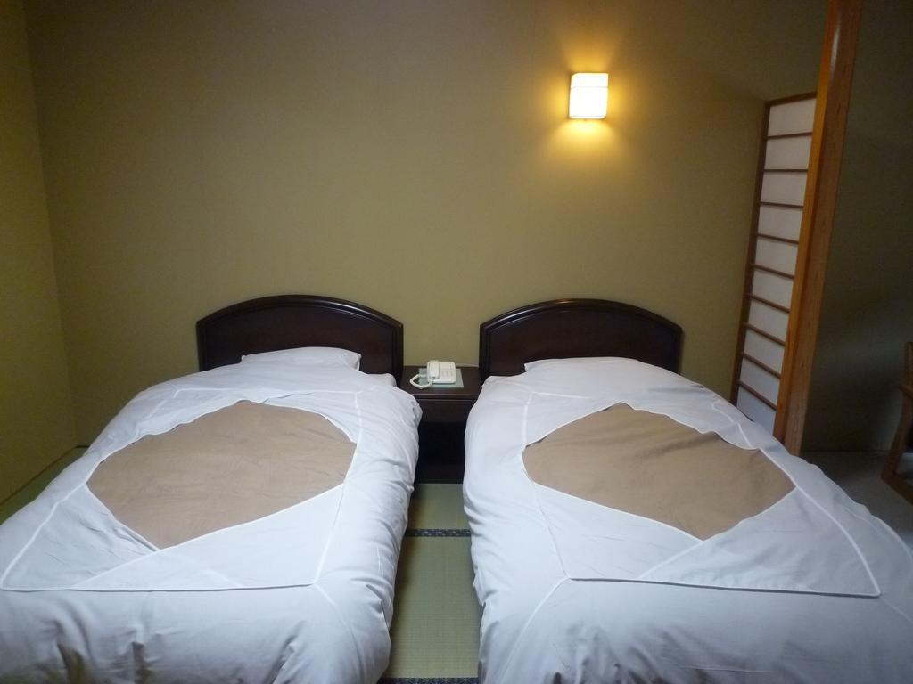 Hamaya Ryokan Nakanojo Extérieur photo
