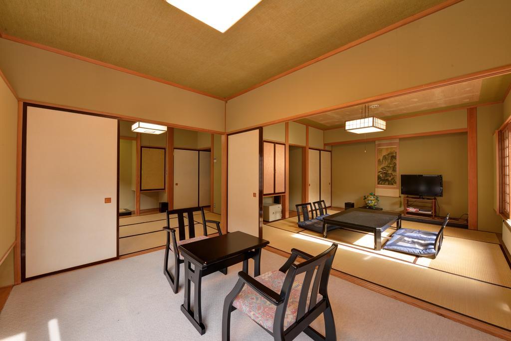 Hamaya Ryokan Nakanojo Extérieur photo